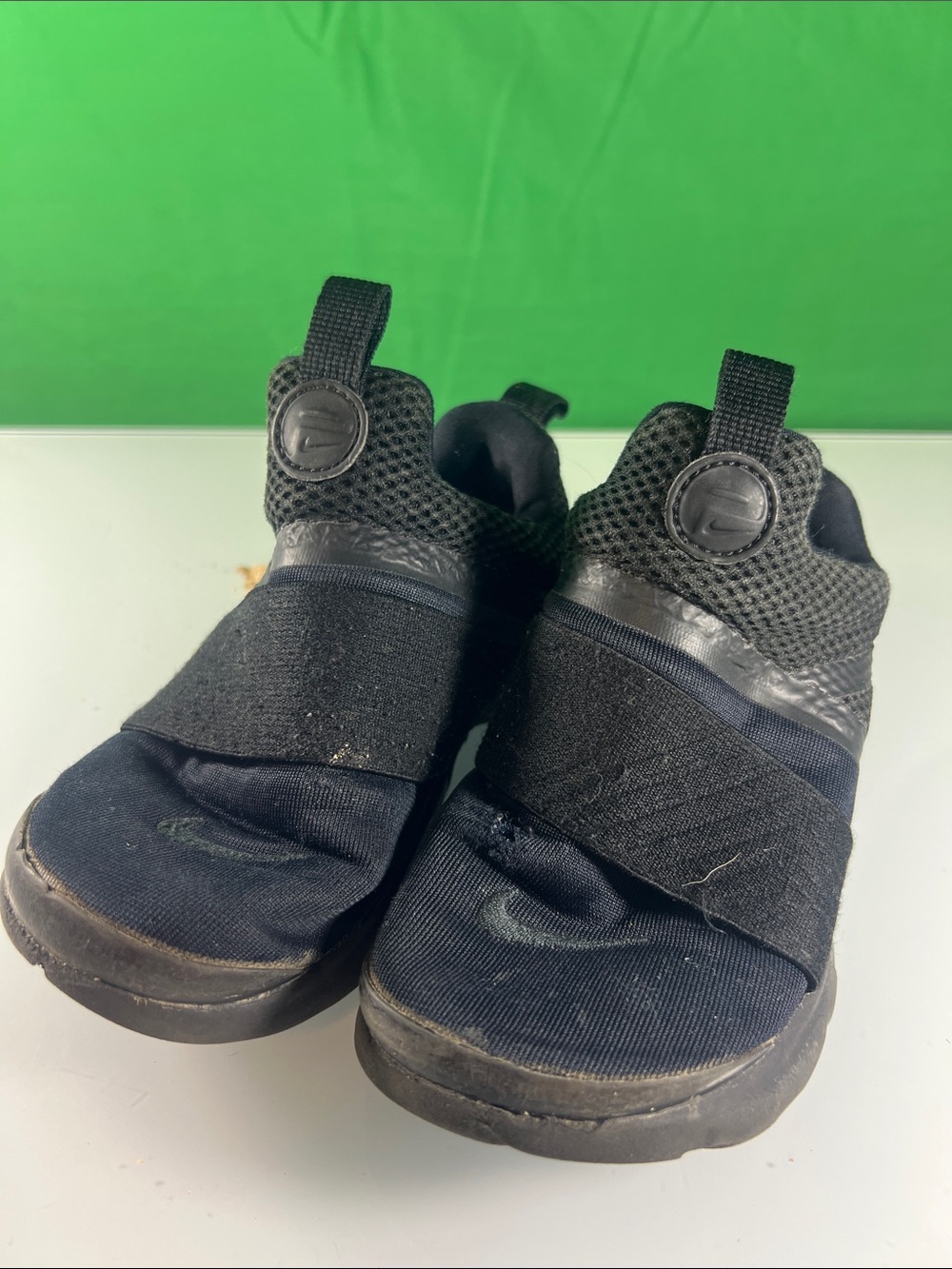Nike Kids Black Slip-On Mesh Sneakers with Strap